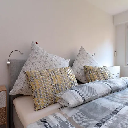 De Luxe En Hyper-centre Avec 3 Chambres, Balcon, Parking, Proche Musee Unterlinden - Fr-1-744-37 בית נופש קולמר