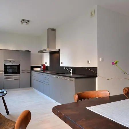 De Luxe En Hyper-centre Avec 3 Chambres, Balcon, Parking, Proche Musee Unterlinden - Fr-1-744-37 *