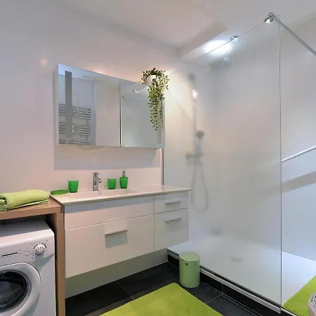 בית נופש De Luxe En Hyper-centre Avec 3 Chambres, Balcon, Parking, Proche Musee Unterlinden - Fr-1-744-37