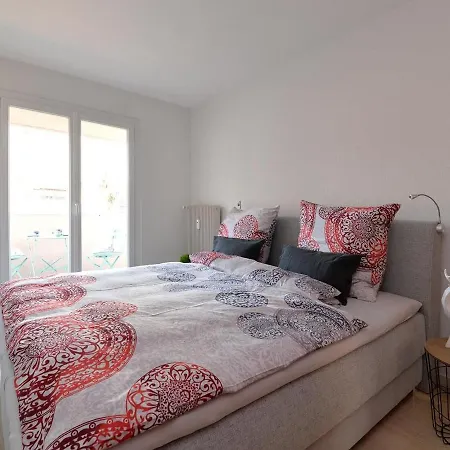 De Luxe En Hyper-centre Avec 3 Chambres, Balcon, Parking, Proche Musee Unterlinden - Fr-1-744-37 בית נופש